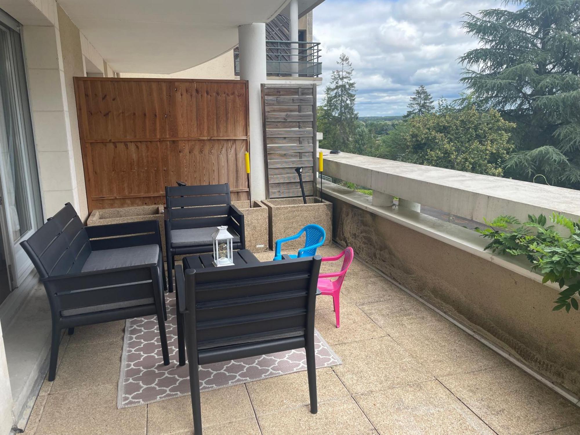 Appartement Avec Parking & Linge Inclus & Local Velos Blois Exterior foto
