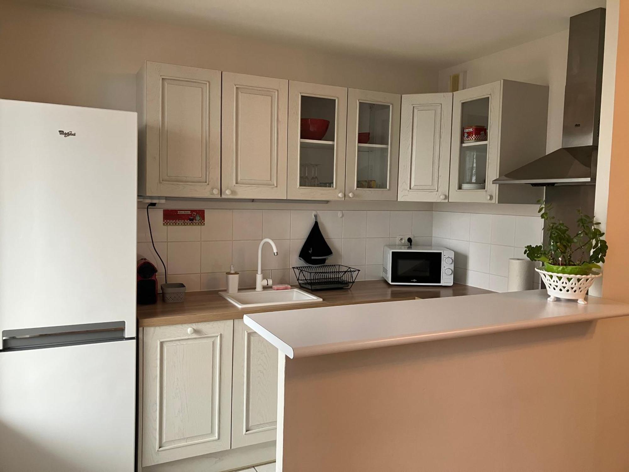 Appartement Avec Parking & Linge Inclus & Local Velos Blois Exterior foto